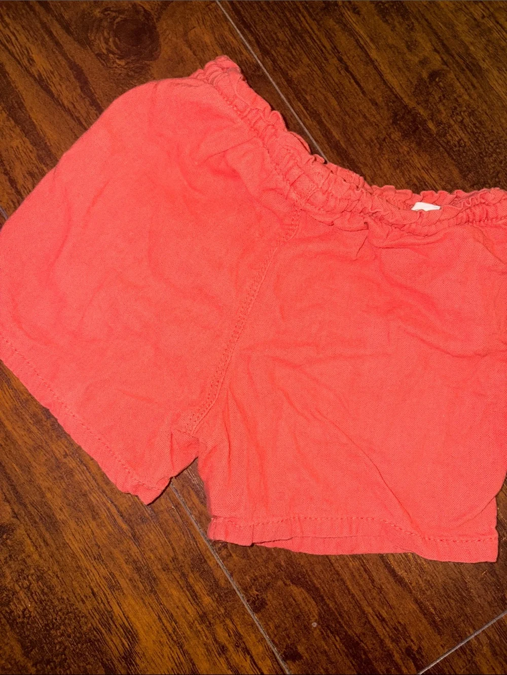Old Navy Kids Shorts set of 3 one in Yellow- Denim Orange & Flower- Linen 5T